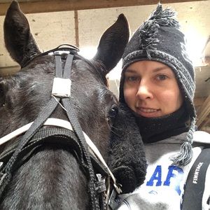 Meet your Posher, Ashley